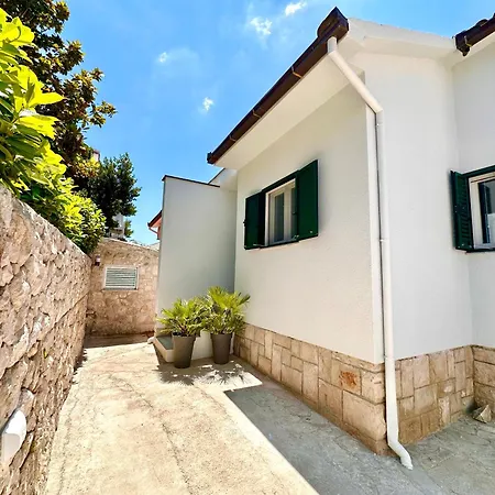 Holiday home Perla & Palma *